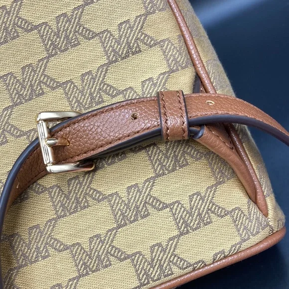 24HR DROP ⬇️SHIPS TODAY❗️⚡️Michael Kors Monogram Backpack 24HR DROP ⬇️SHIPS TODAY❗️⚡️Michael Kors Monogram  main image 3